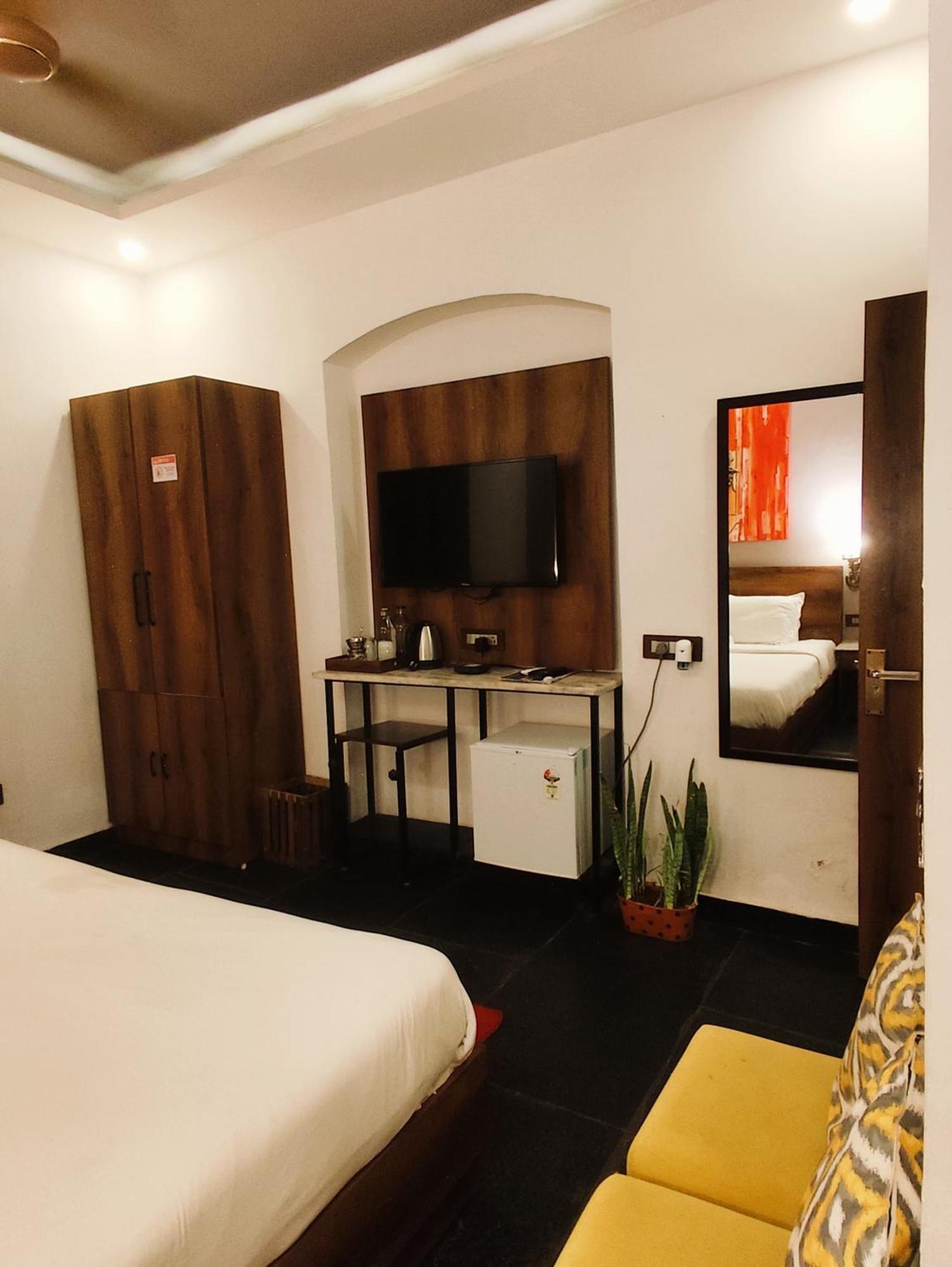 Meeram Ganga, A Heritage Stay By The Ganges At Triveni Ghat Rishīkesh Zewnętrze zdjęcie