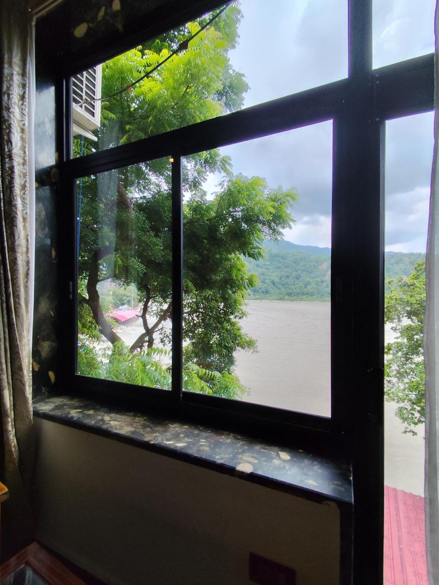 Meeram Ganga, A Heritage Stay By The Ganges At Triveni Ghat Rishīkesh Zewnętrze zdjęcie